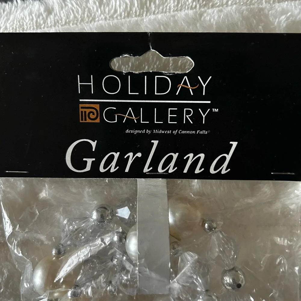 Midwest Holiday Gallery Silver, Gold, and White Garland NWT 2 sets